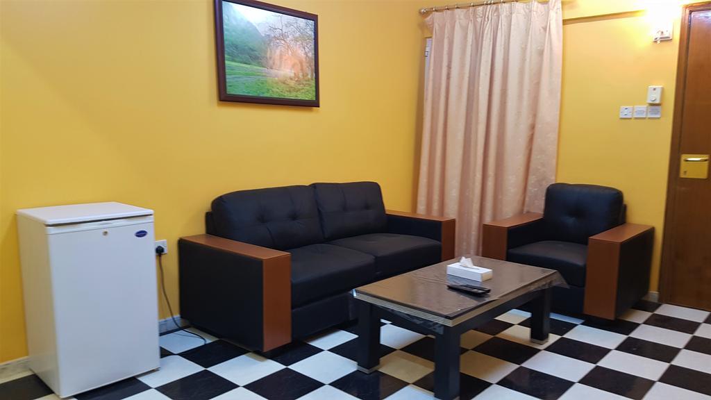 Al Majd Hotel ‘Ibrī Extérieur photo